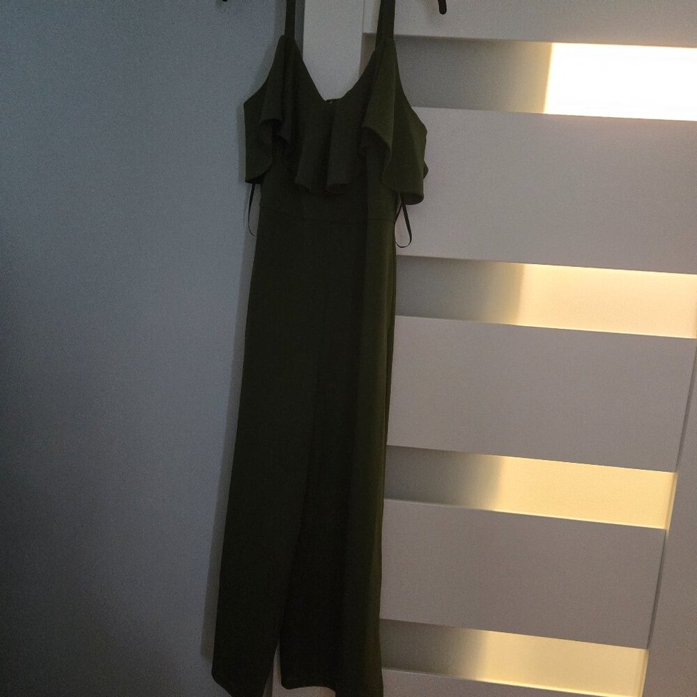 Racheal Roy Ruffled Jumpsuit sz M NWT